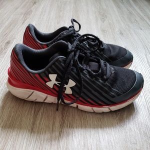 Boys Under Armour Athletic Shoes